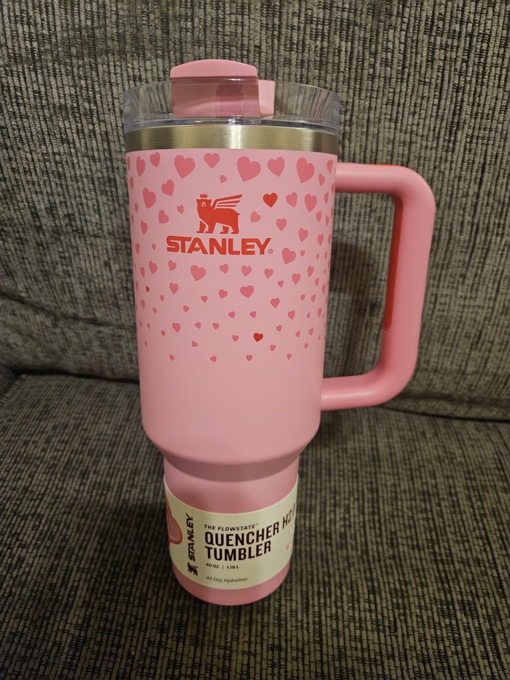 Stanley Pink Quencher H2.0 Tumbler - Heart Pattern